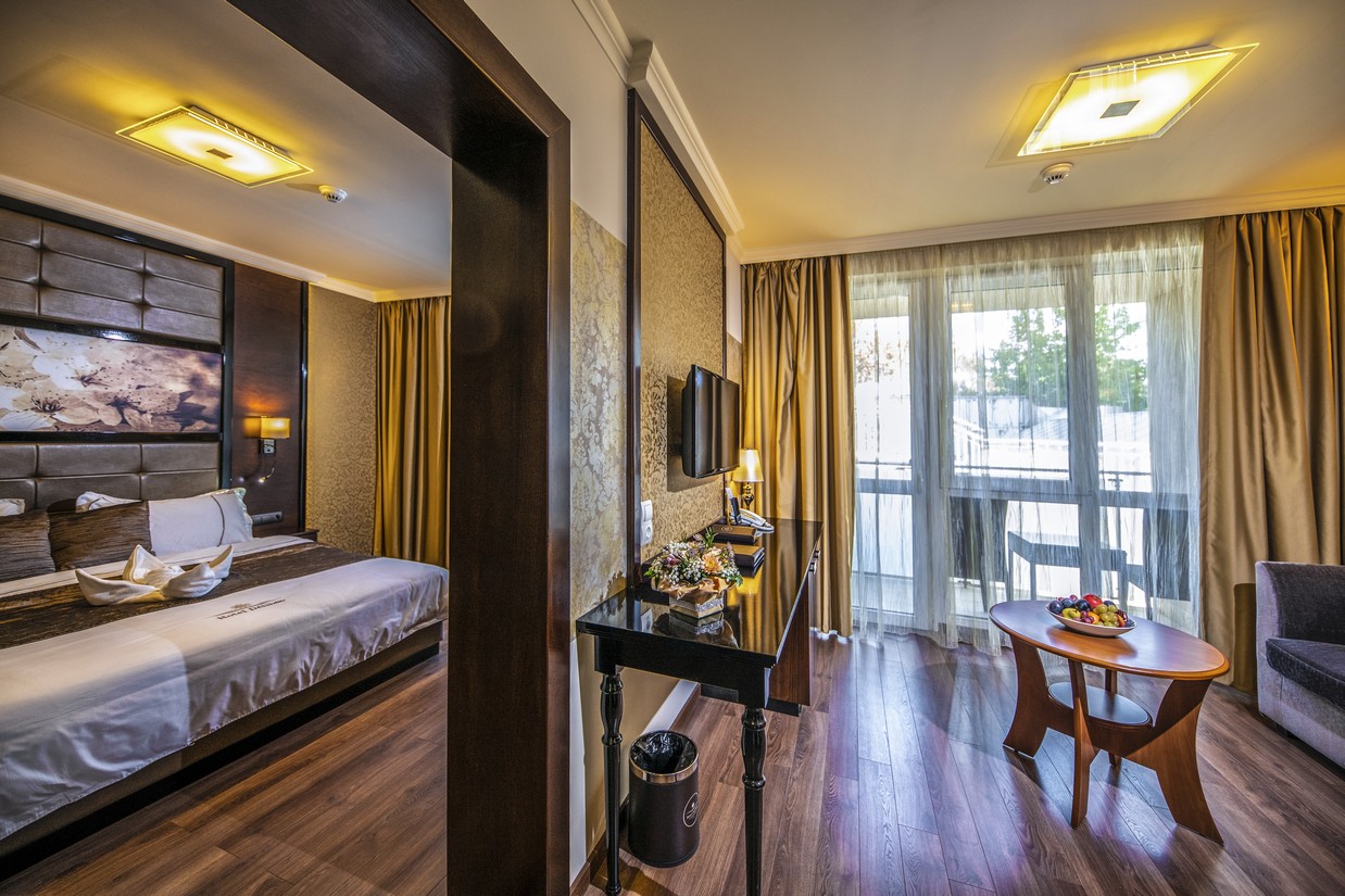 Junior-suit-lakosztaly-HotelDelibab