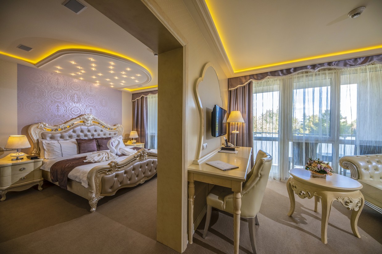 GyongyLakosztaly Pearl-suit-lakosztaly-HotelDelibab