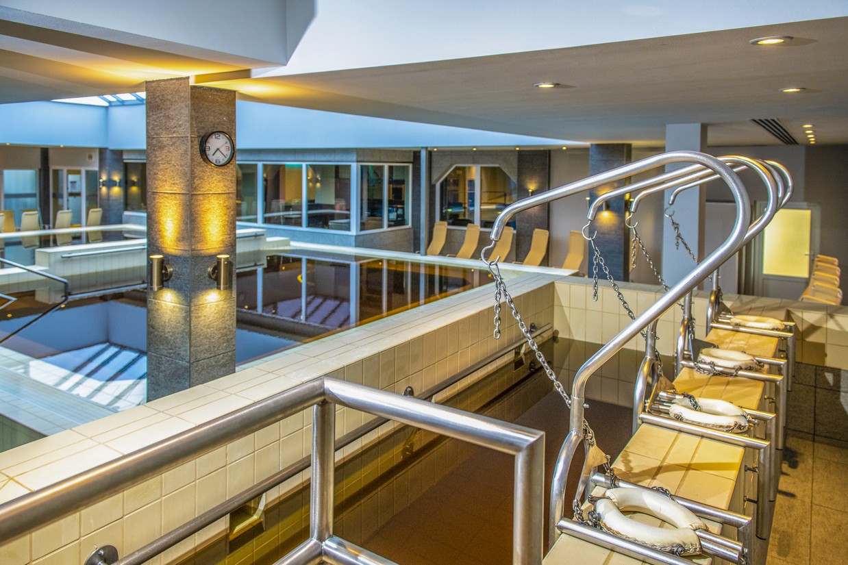 Gyogyvizes-medence-Thermal-Pool-06 Gyogyaszat-Thermal-HotelDelibab